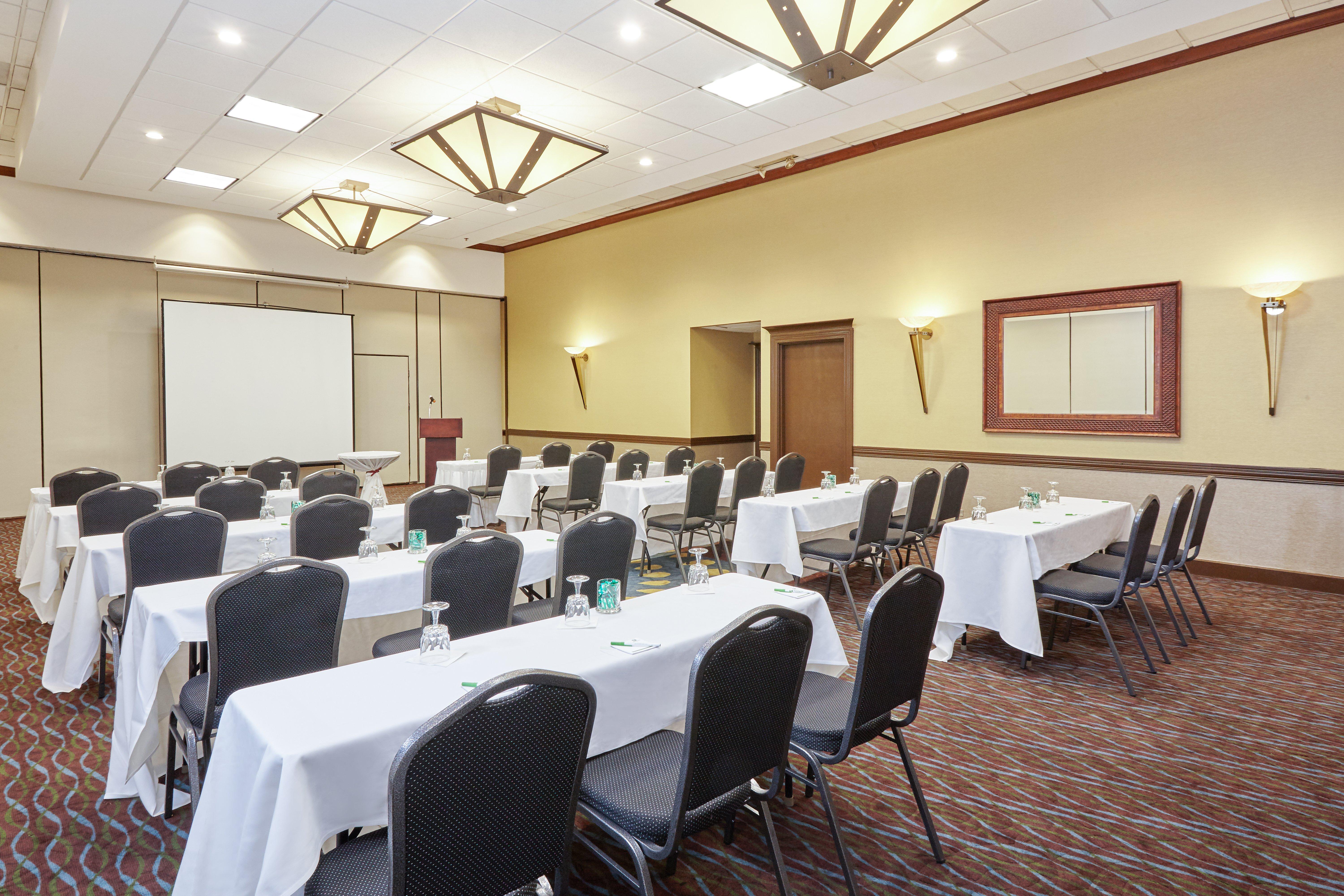 Holiday Inn Chicago Matteson Conference Center, An Ihg Hotel Εξωτερικό φωτογραφία