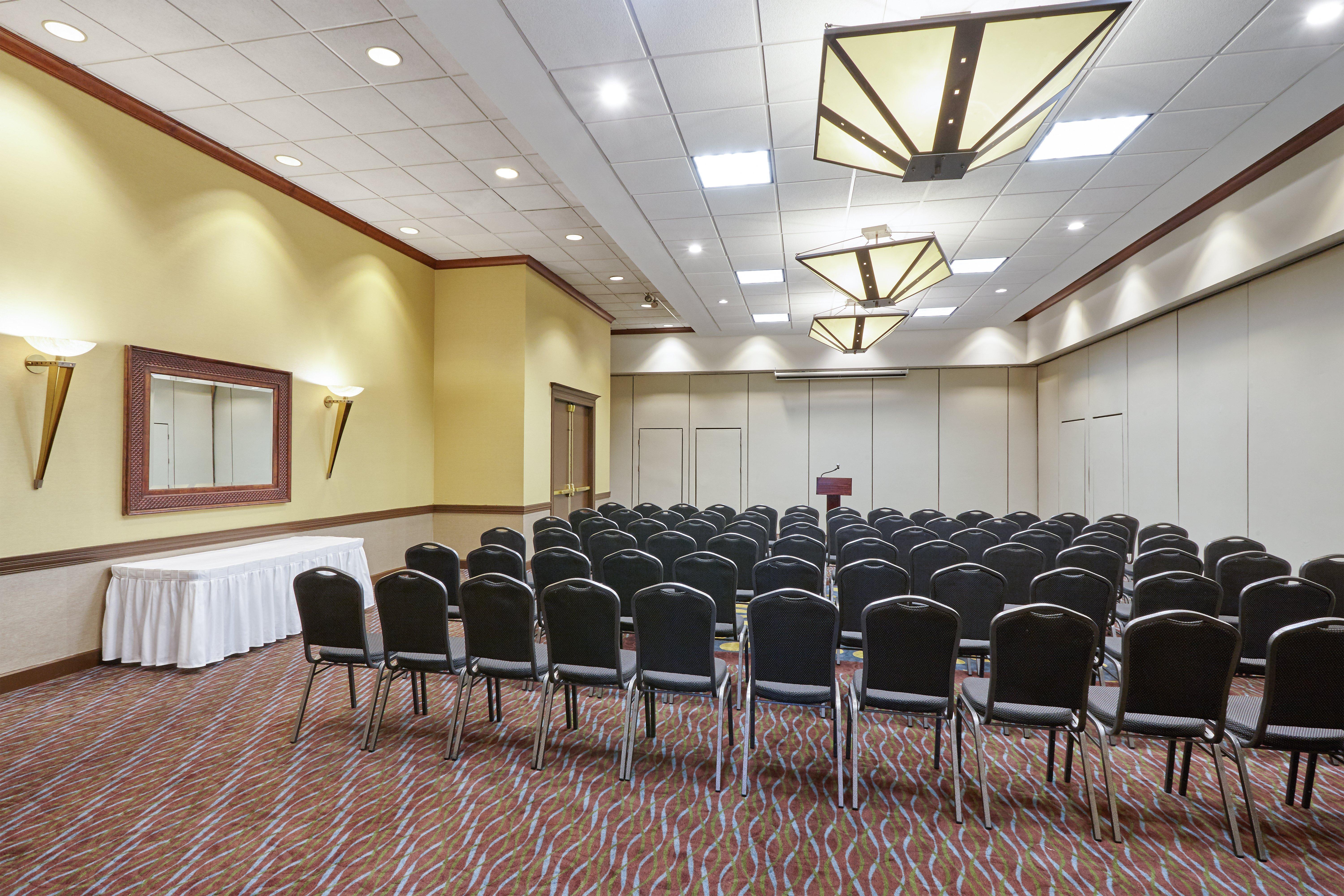Holiday Inn Chicago Matteson Conference Center, An Ihg Hotel Εξωτερικό φωτογραφία