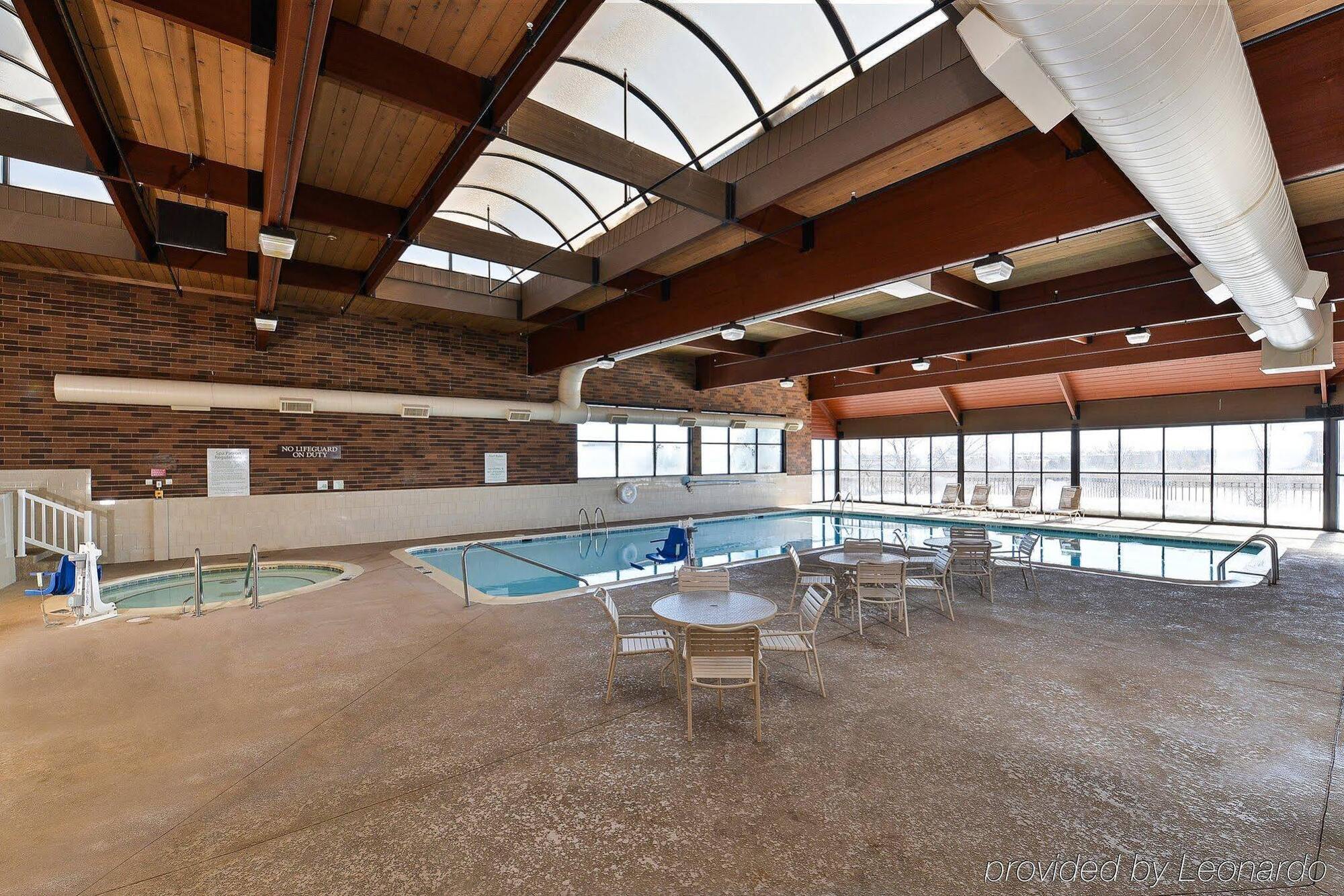 Holiday Inn Chicago Matteson Conference Center, An Ihg Hotel Εξωτερικό φωτογραφία